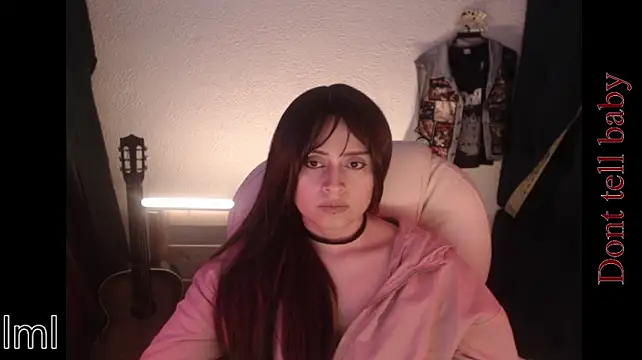 Lametaleralatina stripchat live cam model