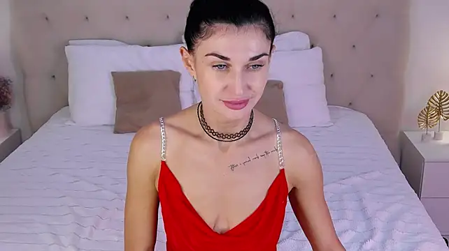 AriannaCruise stripchat live cam model