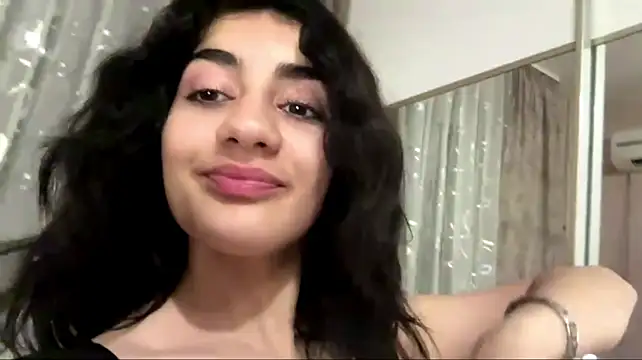 Ledi_Asthik stripchat live cam model