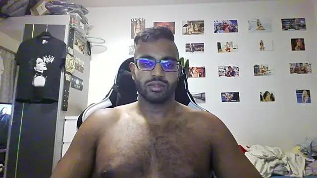 xXxChrisKissxXx stripchat live cam model