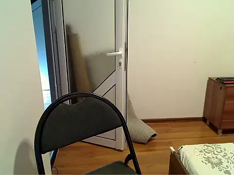 Adelatoo stripchat live cam model