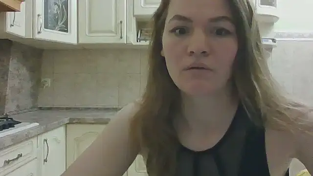 FionaXShine stripchat live cam model