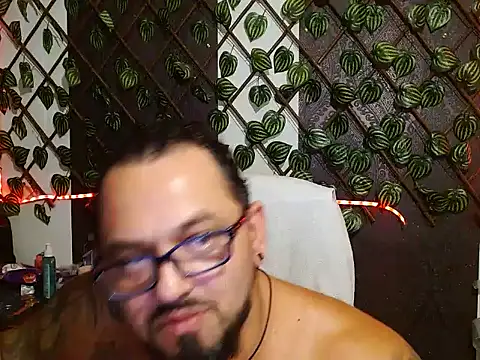 mr_wolf46 stripchat live cam model