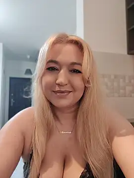 velurelexa stripchat live cam model