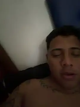 Alejandro_and_Deiby stripchat live cam model