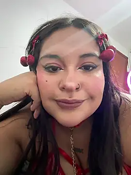 Nailealipsglossy stripchat live cam model