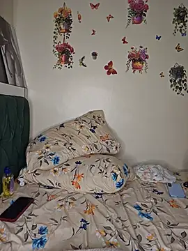 Cum-Quin stripchat live cam model