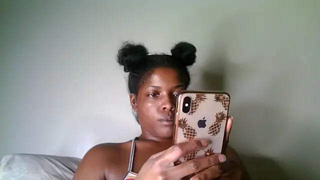 CaramelGoddessxoxo stripchat live cam model