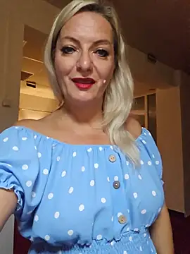 LadyTouch stripchat live cam model
