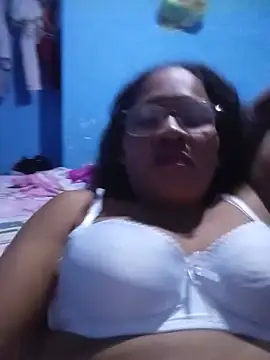 Sexymonmy stripchat live cam model