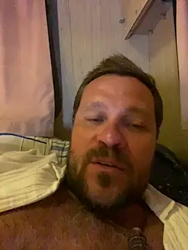 Che_Gue_Buddy stripchat live cam model