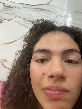 ariferrero stripchat live cam model