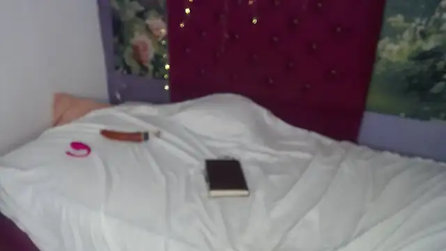 rosa_skinny stripchat live cam model