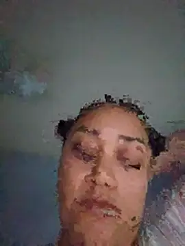 honeeyyy_pot stripchat live cam model