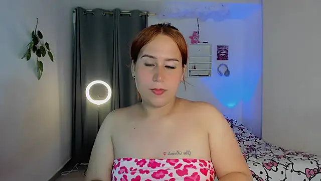 Sofiababyy stripchat live cam model