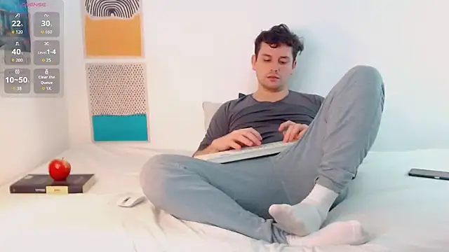 Luc_7 stripchat live cam model