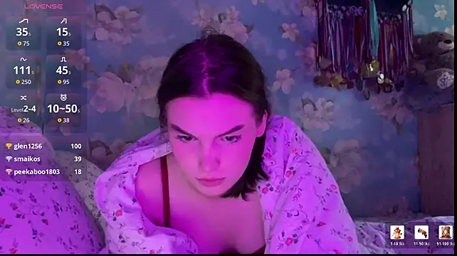 RileySpence stripchat live cam model