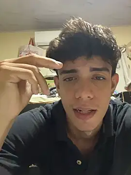 valdren_vylord stripchat live cam model