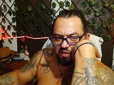 mr_wolf46 stripchat live cam model