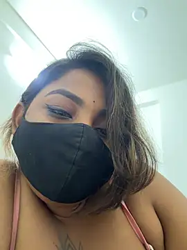 I_am_ur_amisha stripchat live cam model