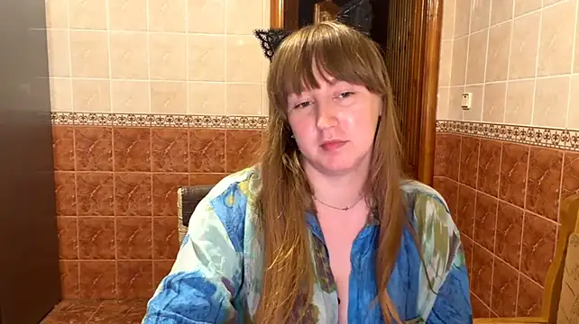 Mmaroon stripchat live cam model