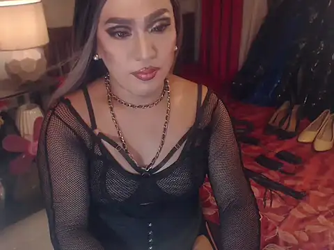 SamanthaAlmazora stripchat live cam model