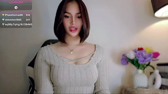 Anna_HollyDoll stripchat live cam model