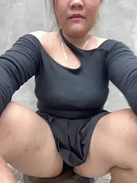 anhchau1 stripchat live cam model