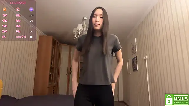 Moniesta stripchat live cam model