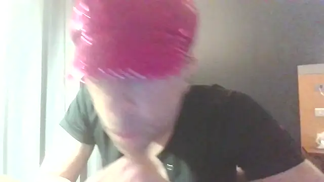 RobbyBigBobby stripchat live cam model