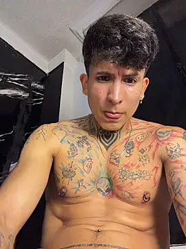 _Tomy08calderon stripchat live cam model