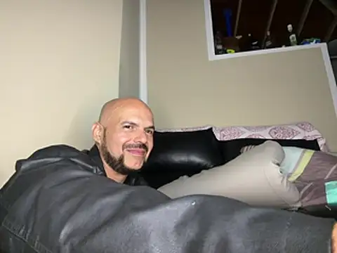 Neil_and_isaac stripchat live cam model