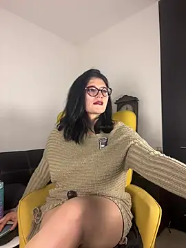 adriana71 stripchat live cam model