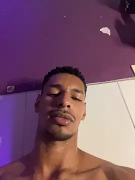 mike_xxl stripchat live cam model