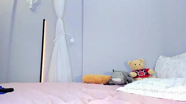 Hensuan stripchat live cam model