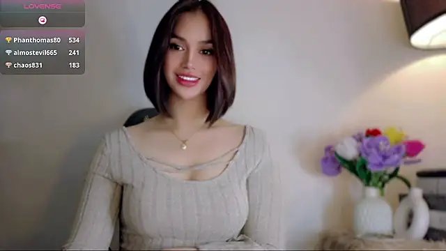 Anna_HollyDoll stripchat live cam model