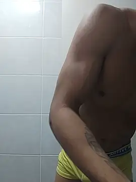 BINHO_ZANARDI stripchat live cam model