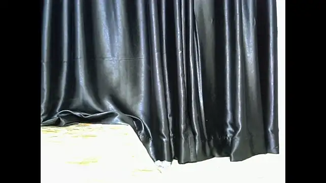 slimxxxdool stripchat live cam model