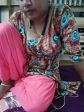Manju_big_qeen stripchat live cam model