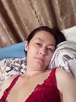 SanaSun888 stripchat live cam model