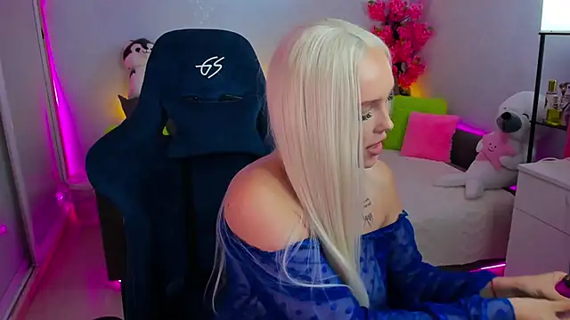 __Chamomile__ stripchat live cam model