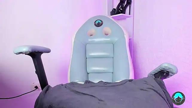 sofi_elfqueen stripchat live cam model