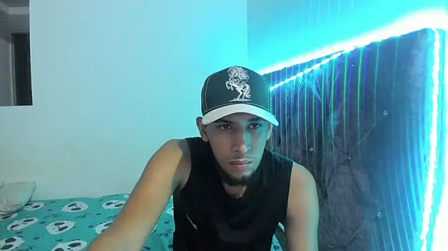 Alex_TheWolf stripchat live cam model