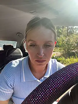 StasyWood stripchat live cam model