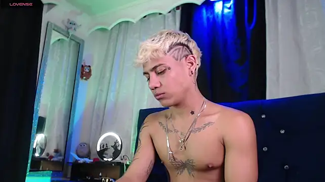 Sexys_Boys_Hot1 stripchat live cam model