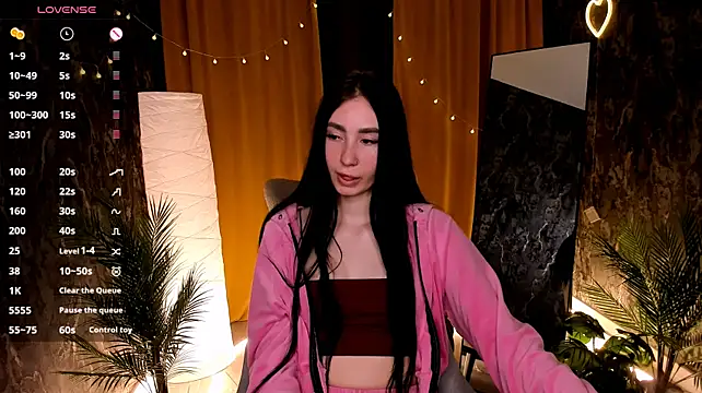 EmiMimi_ stripchat live cam model
