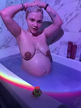 Cutiepiespanks stripchat live cam model