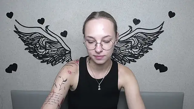 SteshaGlass stripchat live cam model