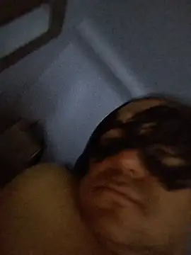 NylonBooyy stripchat live cam model
