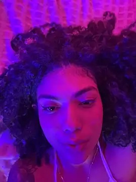 Morenayaa stripchat live cam model
